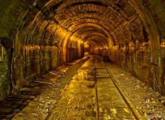 Parábola de la MINA